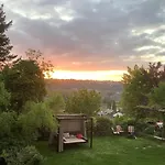 Apartment Doppelzimmer Mit Neuem Bad Und Sportpool-nutzung Außen, Im Basement Cellar Der Naturpark, Garten Mit Rheinblick *