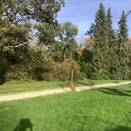 Doppelzimmer Mit Neuem Bad Und Sportpool-nutzung Aussen, Naturpark, Garten Mit Rheinblick * Кобленц