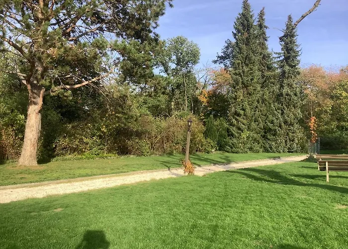 Doppelzimmer Mit Neuem Bad Und Sportpool-nutzung Aussen, Naturpark, Garten Mit Rheinblick * Coblenza